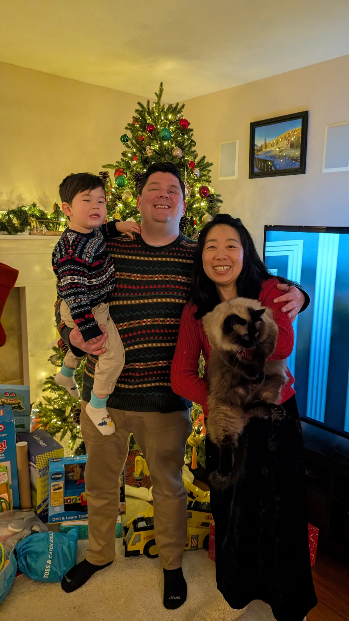Teacher Mini celebrating Christmas at home with her family in Colorado